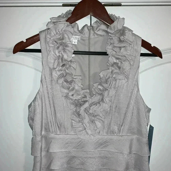 London Times Iridescent Shutter Pleat Dress - Picture 3 of 6